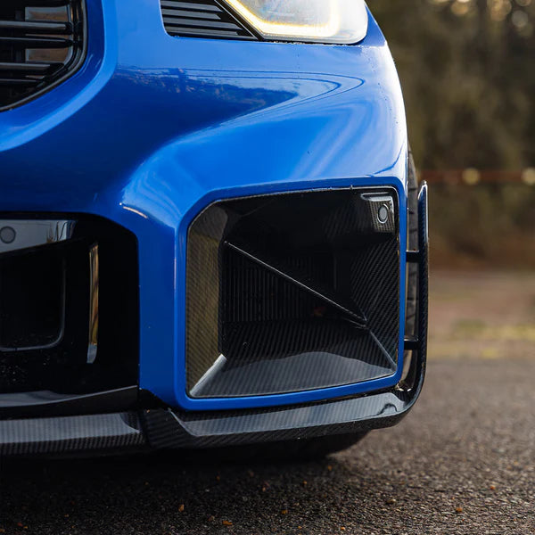 Nádechy ze suchého karbonu pro BMW G87 M2