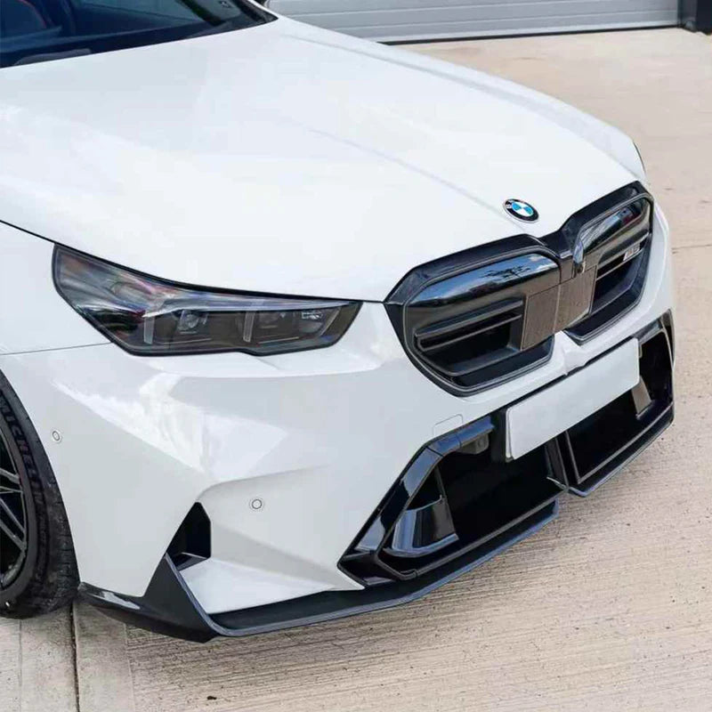 Spodní část nárazníku ze suchého karbonu pro BMW G90