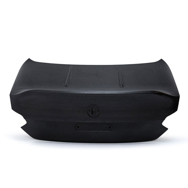 CS styl Víko kufru ze suchého karbonu pro BMW G87 M2