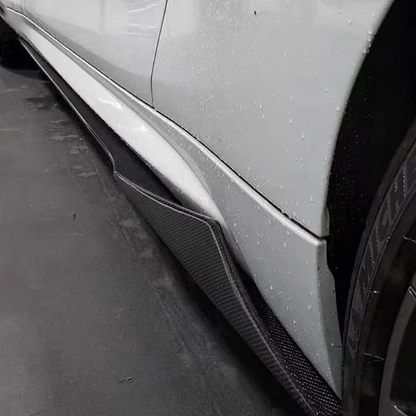 MTC styl Side Skirts ze suchého karbonu pro BMW F87 (M2 / M2 Competition)