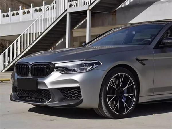 MP styl Lip ze suchého karbonu pro BMW F90 M5