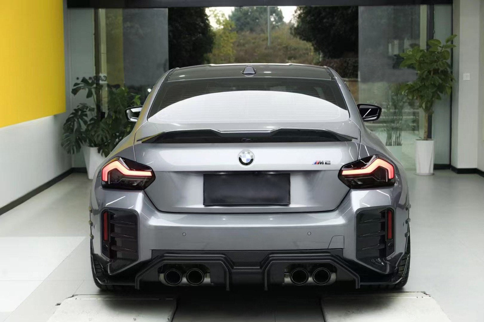 AD styl difuzor ze suchého karbonu pro BMW G87 M2 (skladem)